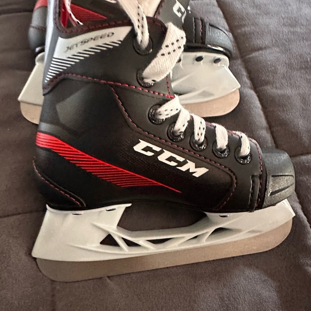 CCM JetSpeed Black and Red Skates
